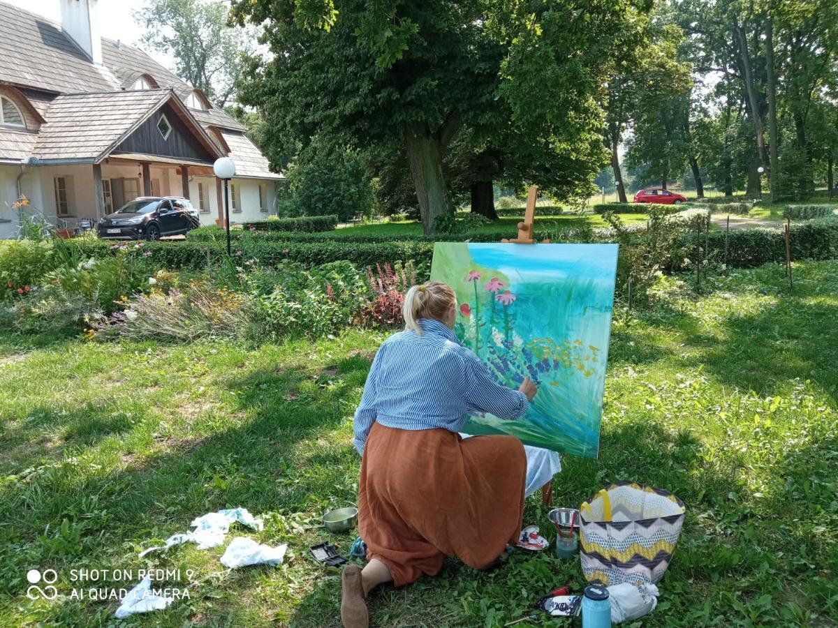 Dwor Strzyzew Panzió Zelazowa Wola Kültér fotó